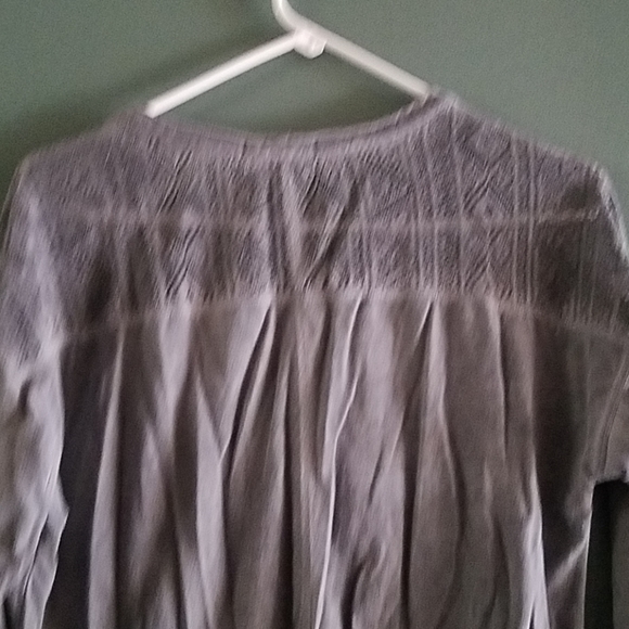 Maurice's long sleeve - Picture 2 of 3